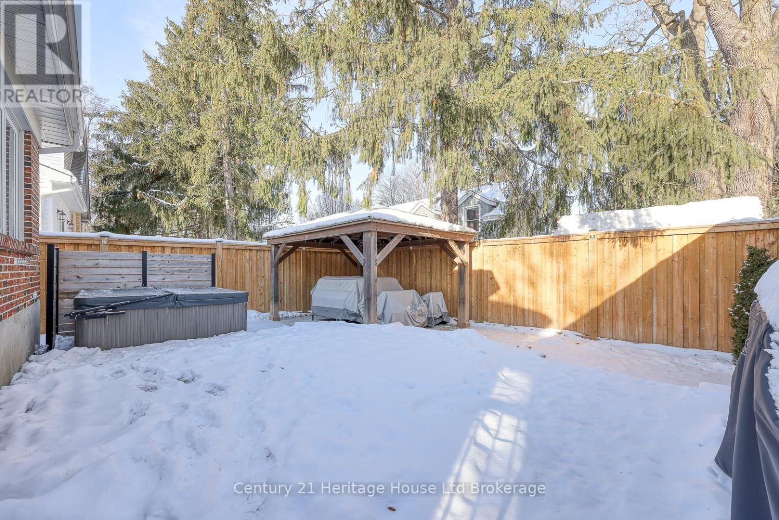 449 Vincent Street, Woodstock, Ontario  N4S 5M9 - Photo 39 - X12613390