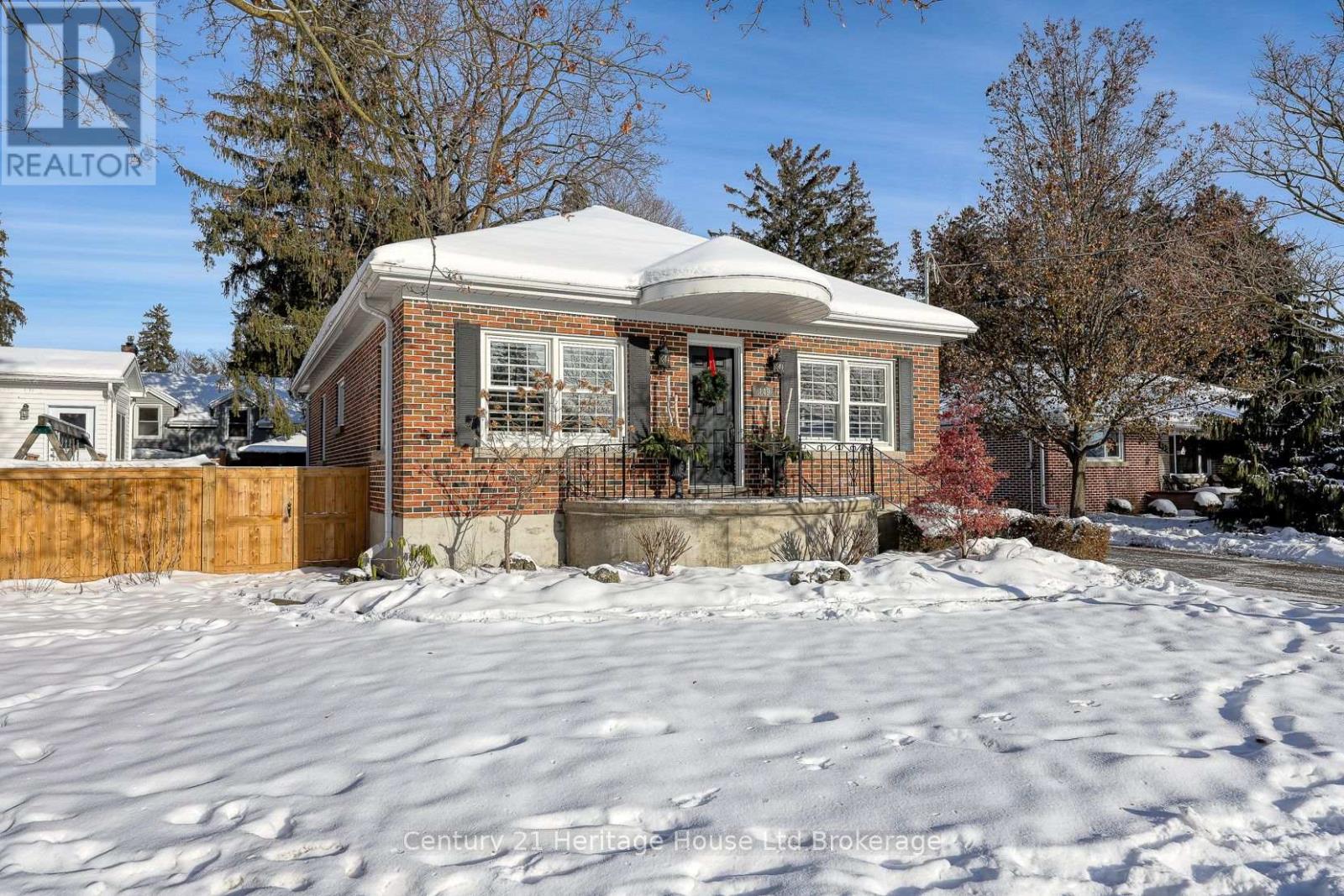 449 Vincent Street, Woodstock, Ontario  N4S 5M9 - Photo 4 - X12613390