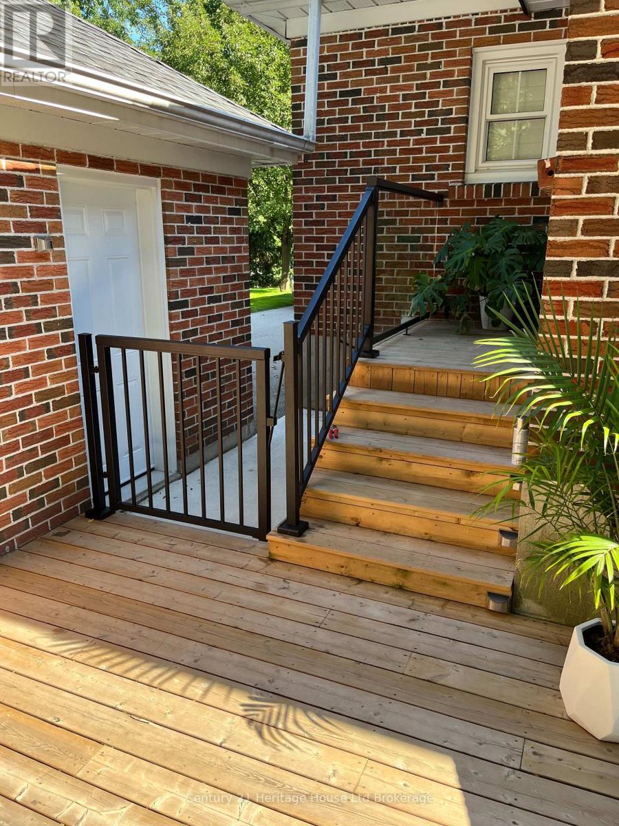 449 Vincent Street, Woodstock, Ontario  N4S 5M9 - Photo 47 - X12613390