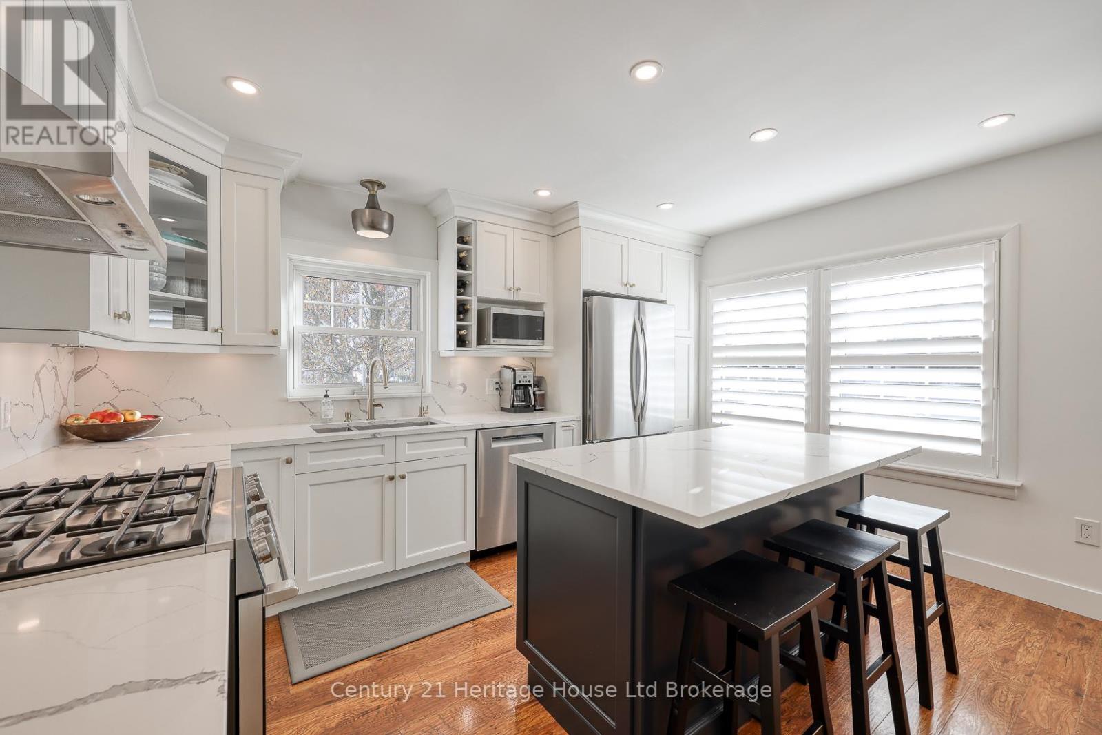 449 Vincent Street, Woodstock, Ontario  N4S 5M9 - Photo 7 - X12613390