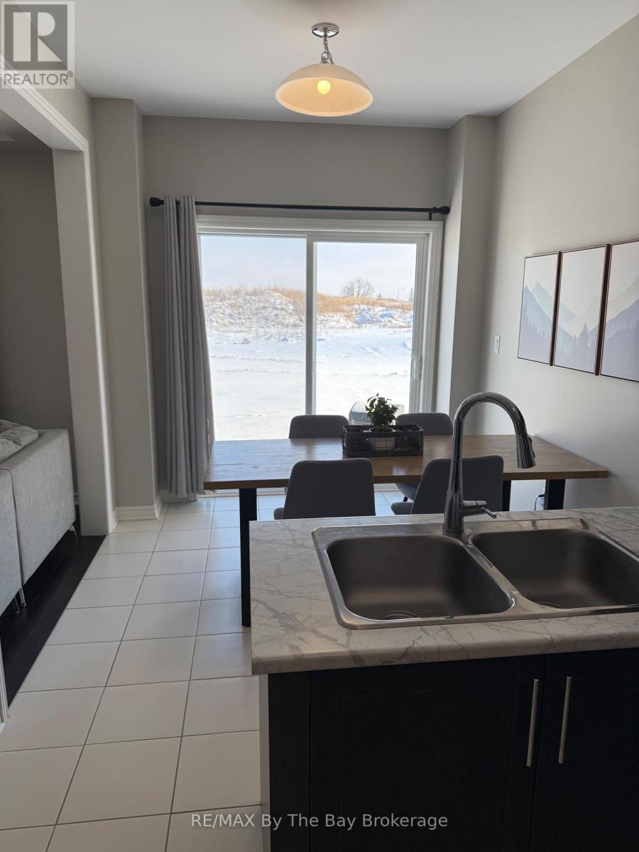 286 Springfield Crescent, Clearview (Stayner), Ontario L0M 1S0 - Photo 8 - S12613474