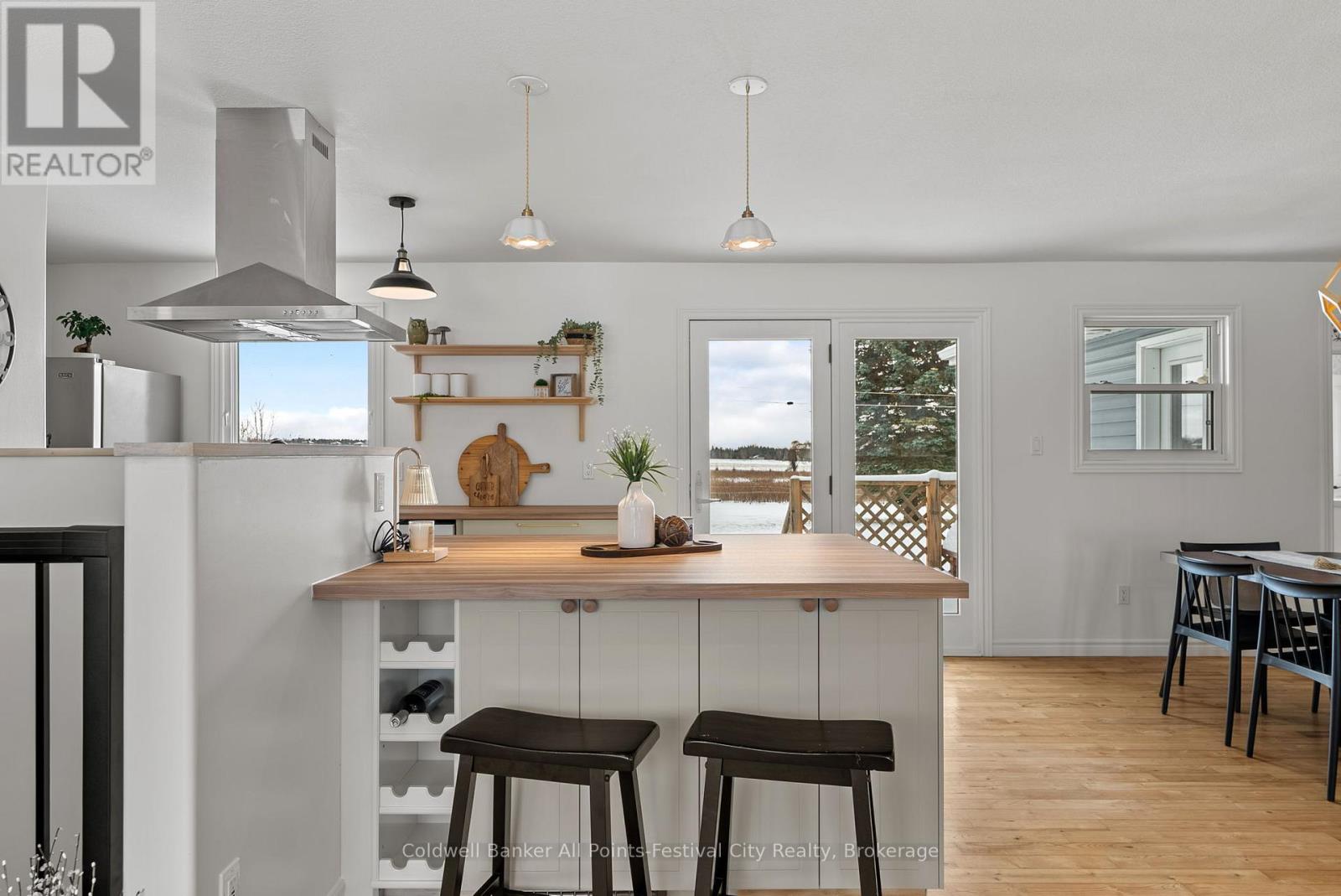 34889 Black's Point Road, Central Huron (Goderich), Ontario  N7A 3X8 - Photo 15 - X12613368