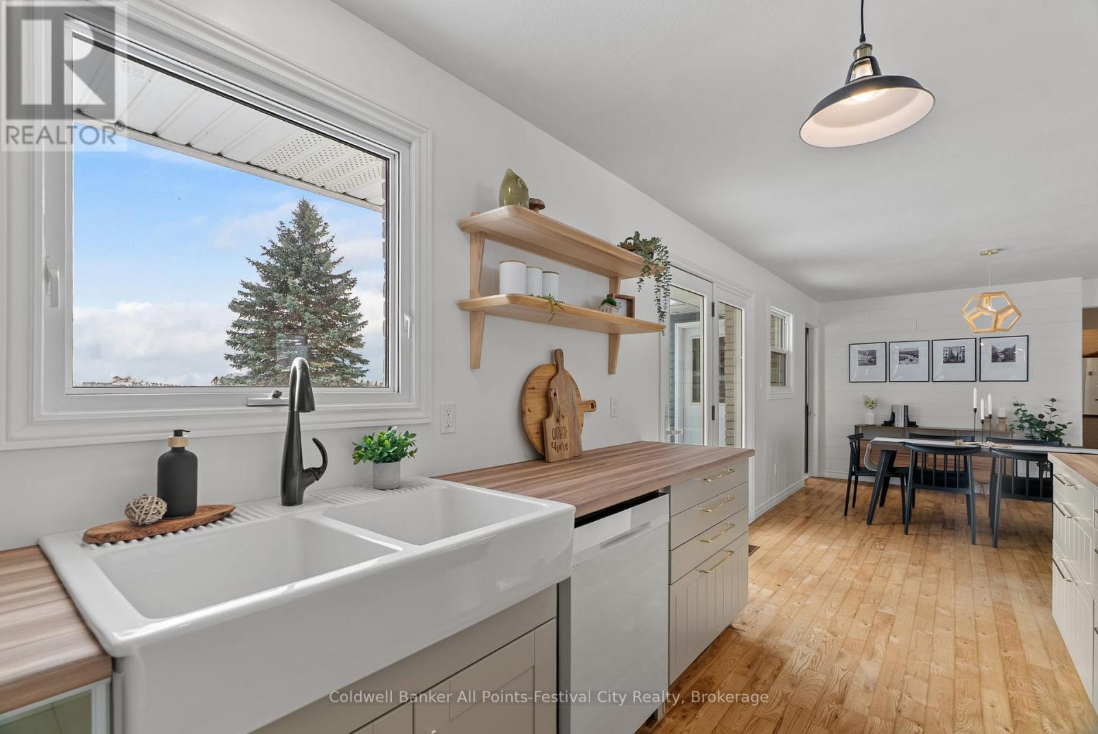 34889 Black's Point Road, Central Huron (Goderich), Ontario  N7A 3X8 - Photo 19 - X12613368