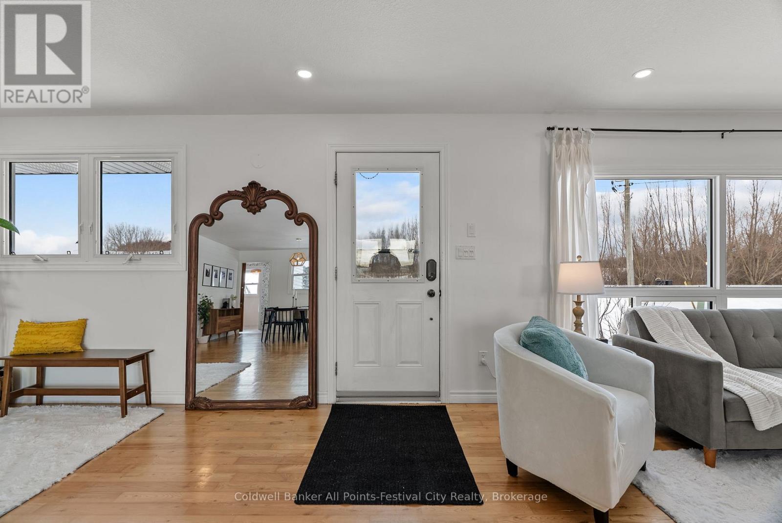 34889 Black's Point Road, Central Huron (Goderich), Ontario  N7A 3X8 - Photo 8 - X12613368