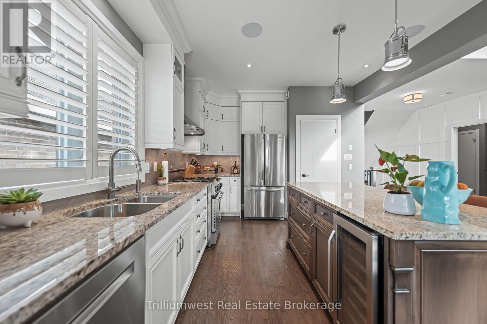 45 Zaduk Place, Guelph (Kortright East), Ontario  N1C 0C4 - Photo 14 - X12613406