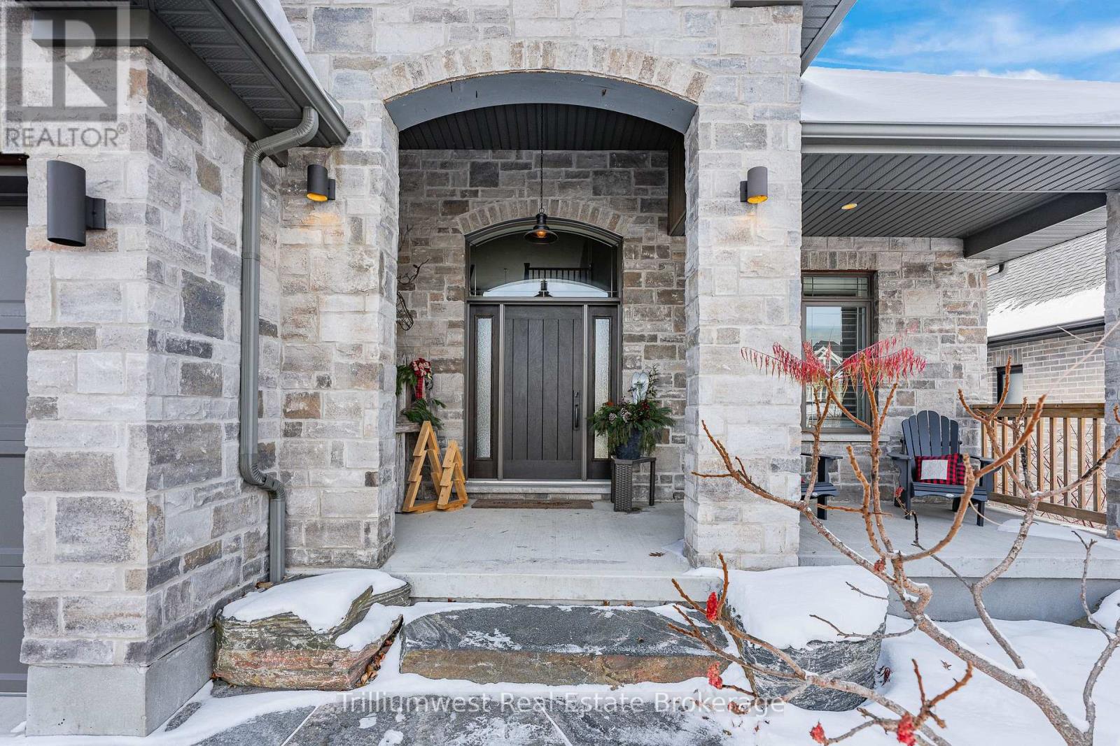 45 Zaduk Place, Guelph (Kortright East), Ontario  N1C 0C4 - Photo 2 - X12613406