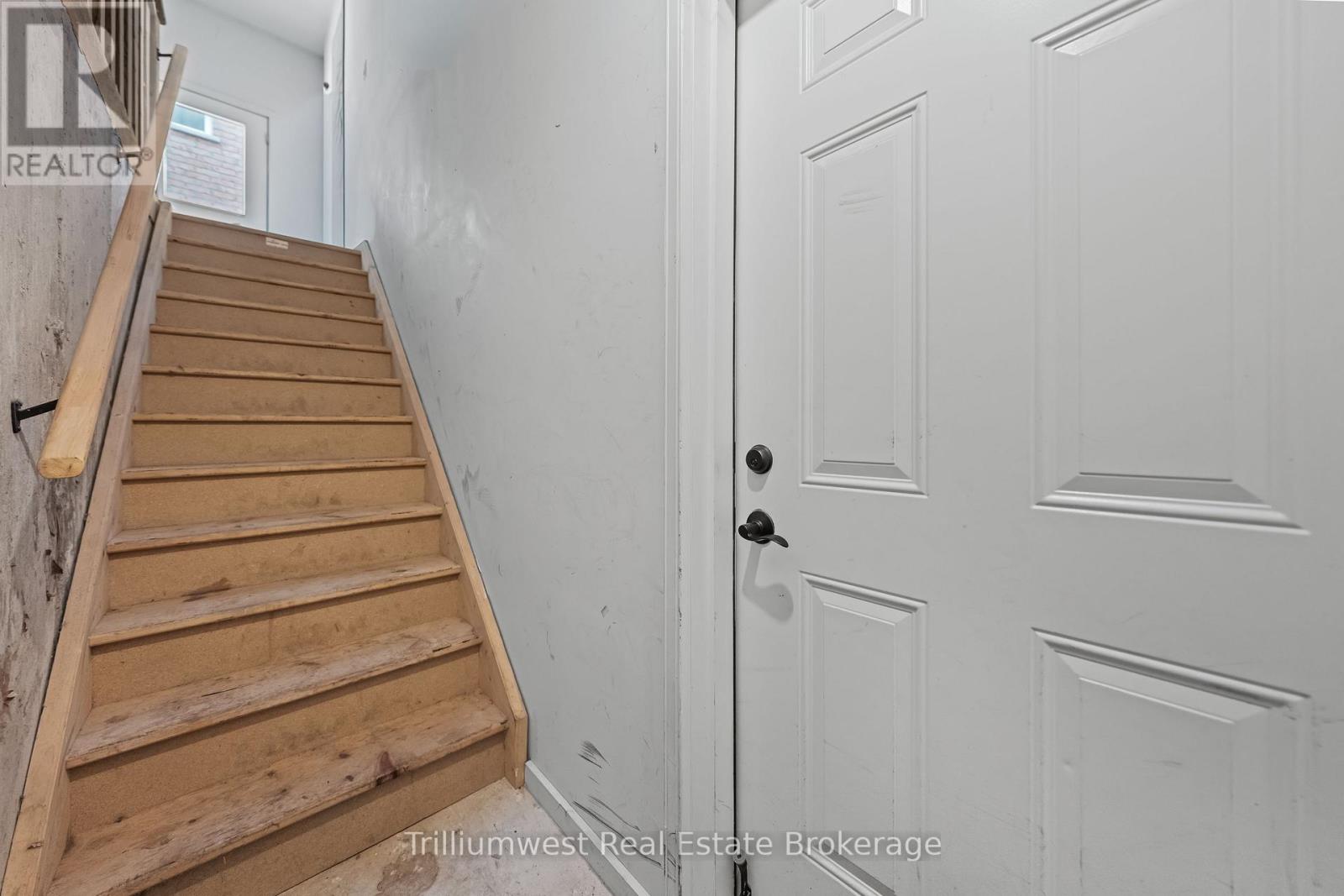 45 Zaduk Place, Guelph (Kortright East), Ontario  N1C 0C4 - Photo 41 - X12613406