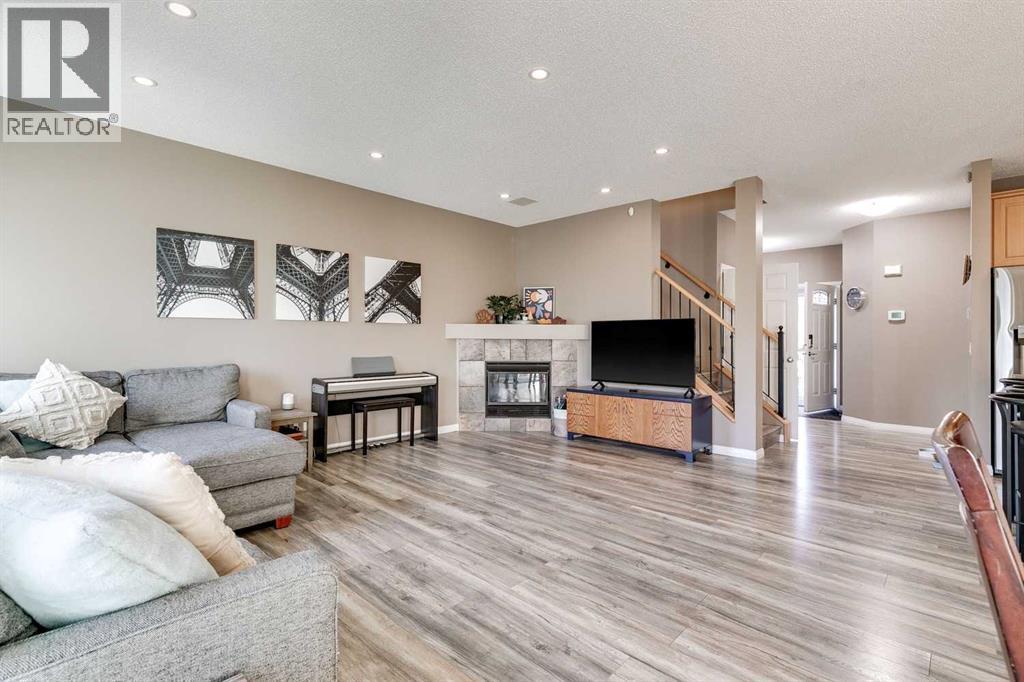 113 Rockbluff Place Nw, Calgary, Alberta  T3G 5B1 - Photo 14 - A2269508