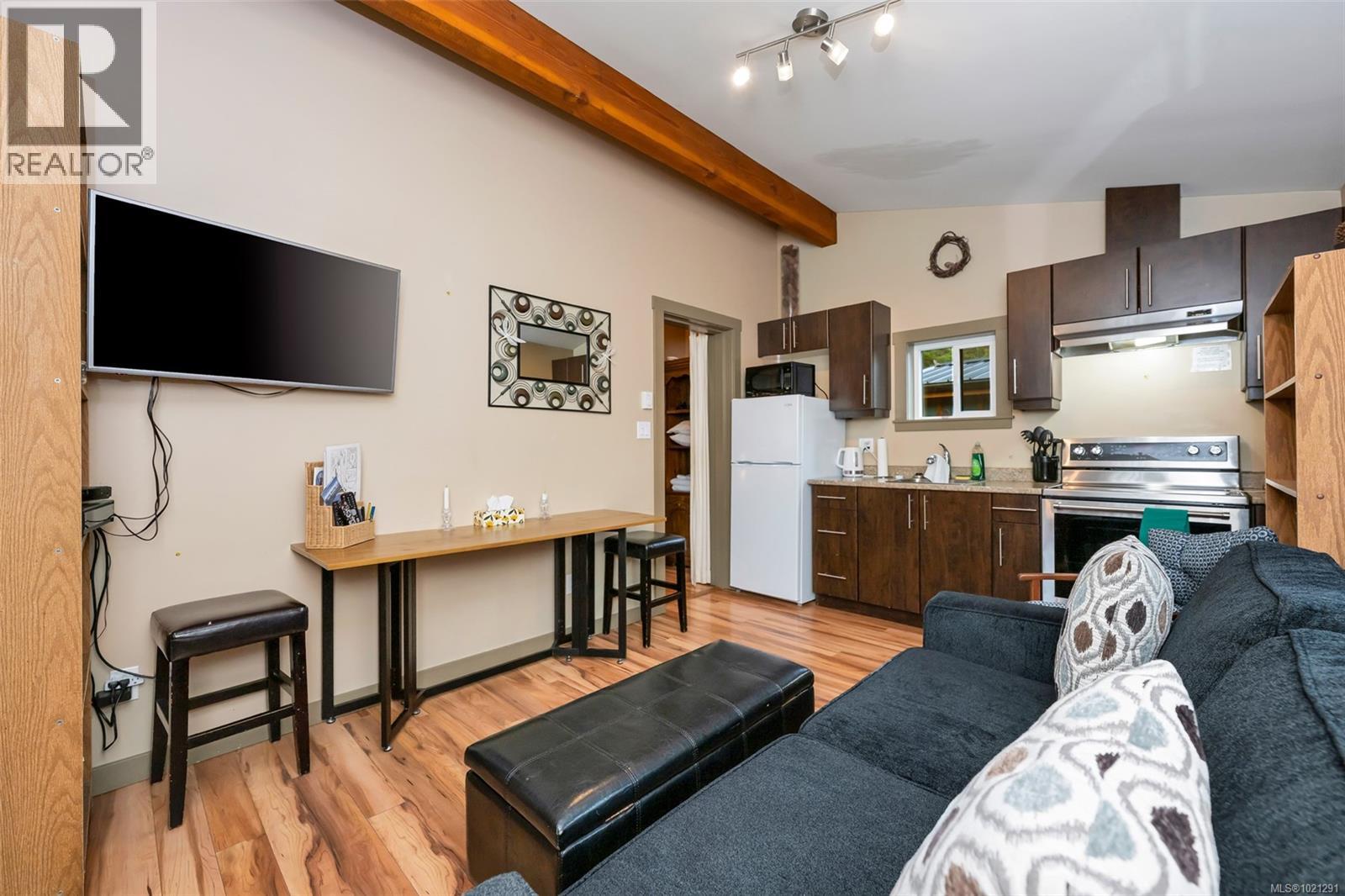 10 6574 Baird Rd, Port Renfrew, British Columbia  V0S 1K0 - Photo 4 - 1021291