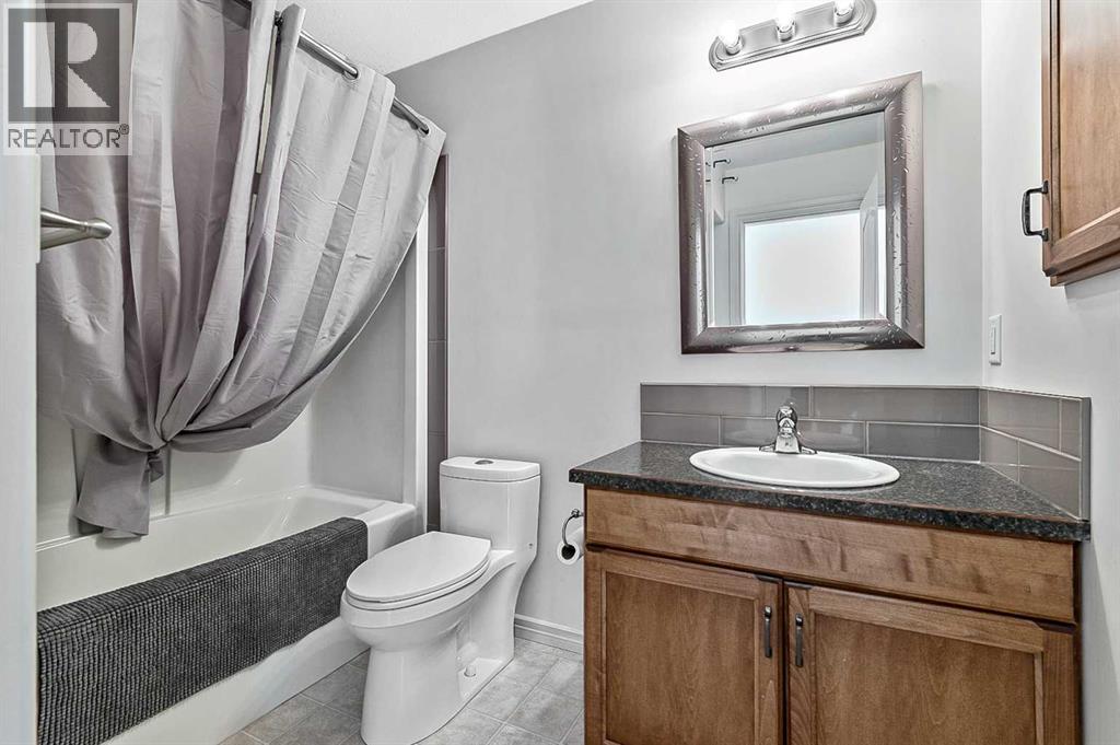 821 Railway Avenue, Cayley, Alberta  T0L 0P0 - Photo 20 - A2273177