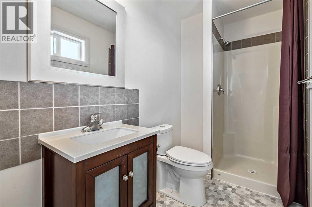 821 Railway Avenue, Cayley, Alberta  T0L 0P0 - Photo 16 - A2273177