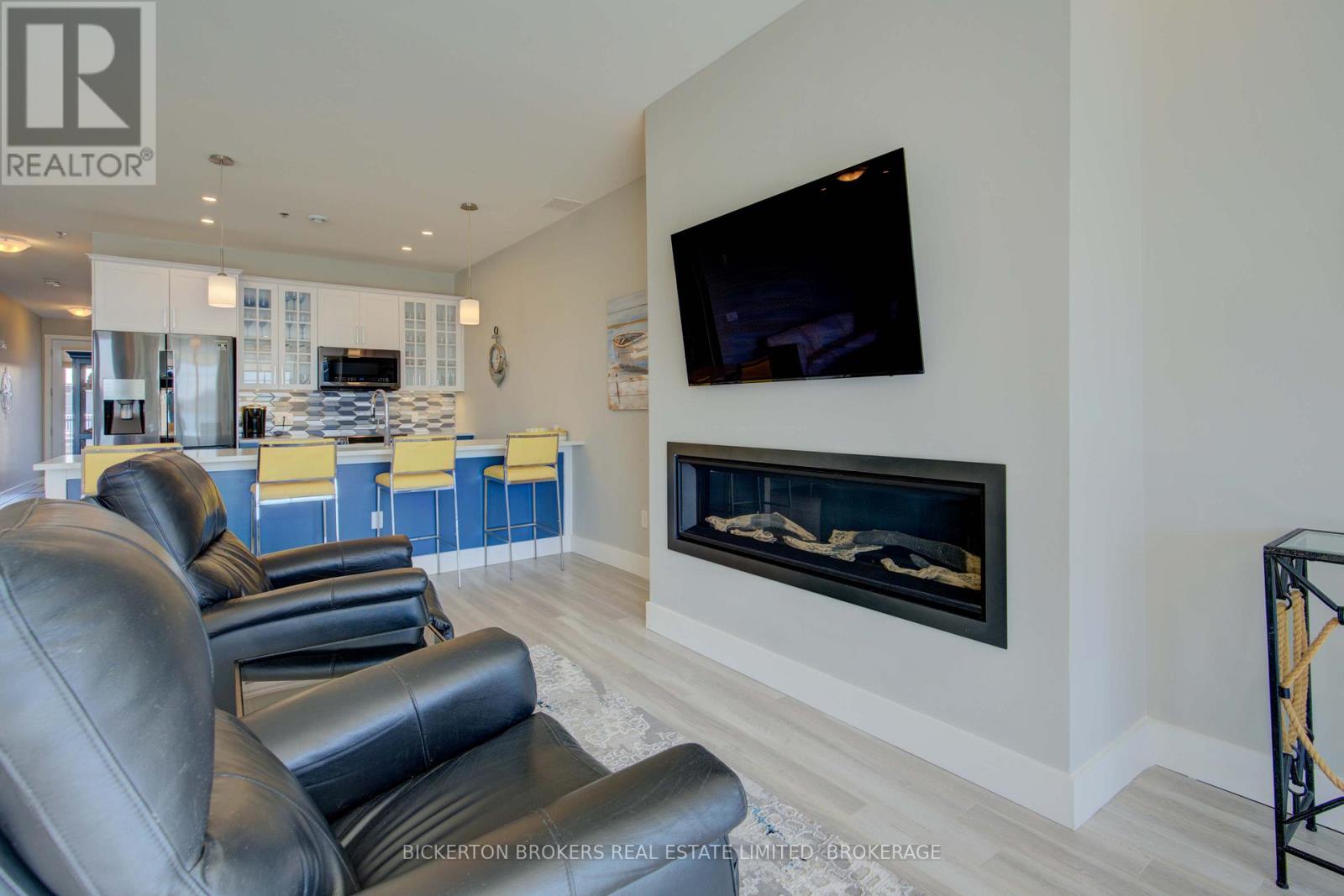 403 - 130 Water Street, Gananoque, Ontario  K7G 0A8 - Photo 37 - X12613458