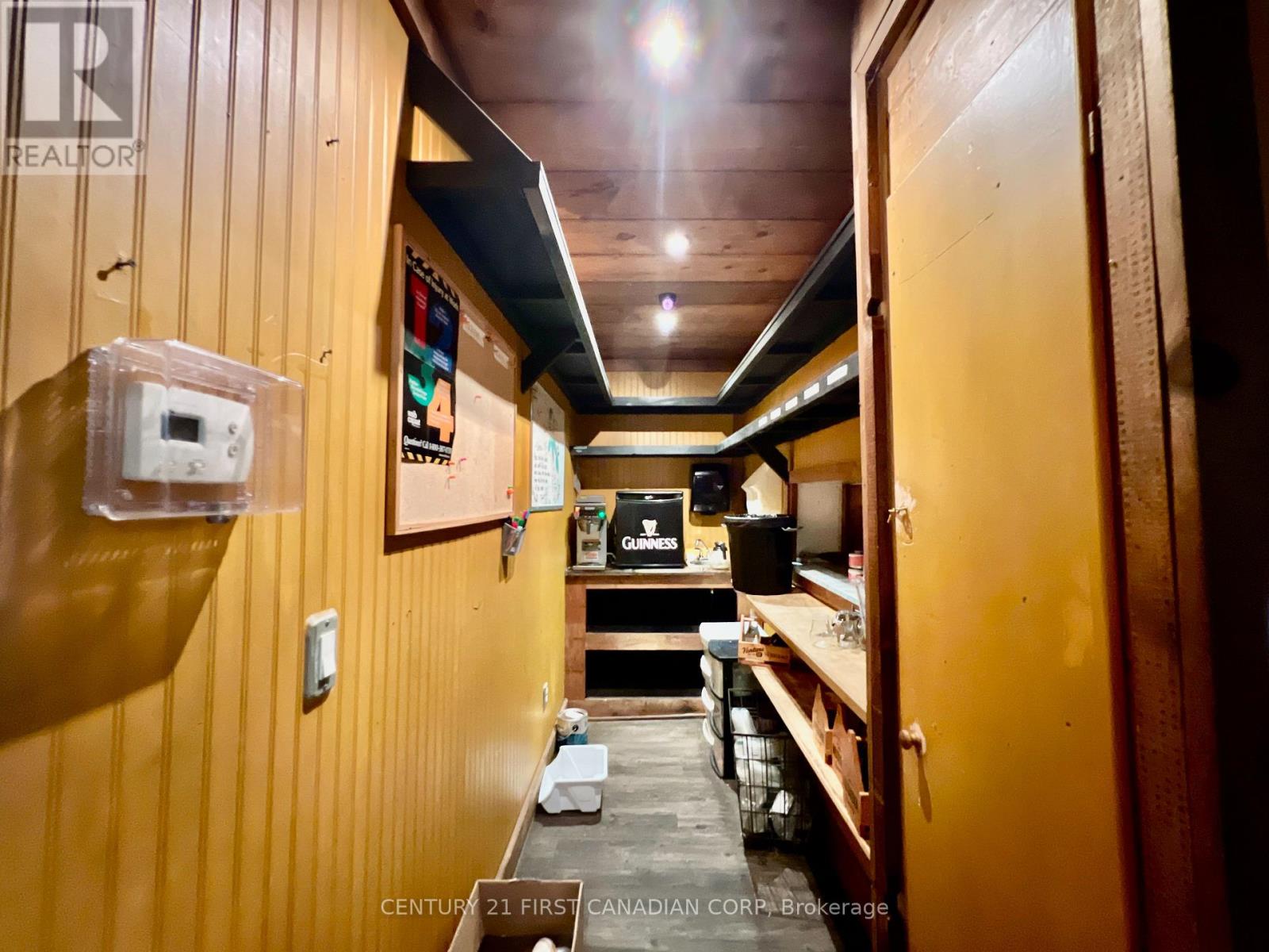 143 Main Street, North Middlesex, Ontario  N0M 1A0 - Photo 15 - X12613358