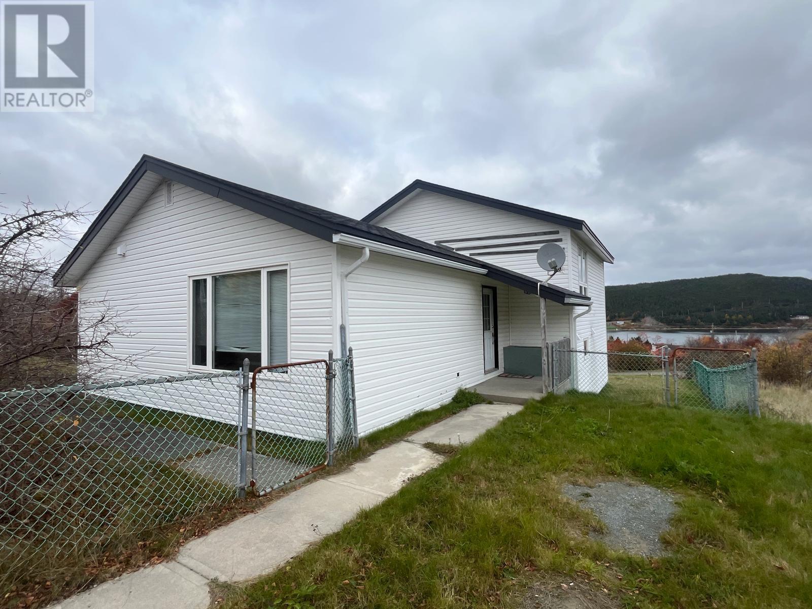 1 Oceanview Drive, Fermuse, Newfoundland & Labrador  A0A 2G0 - Photo 2 - 1292246