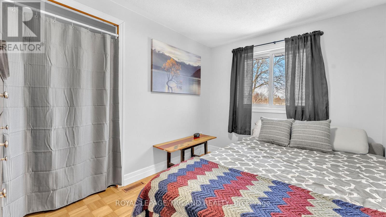 30 Sloane Crescent, London South, Ontario  N6E 3A5 - Photo 24 - X12613426