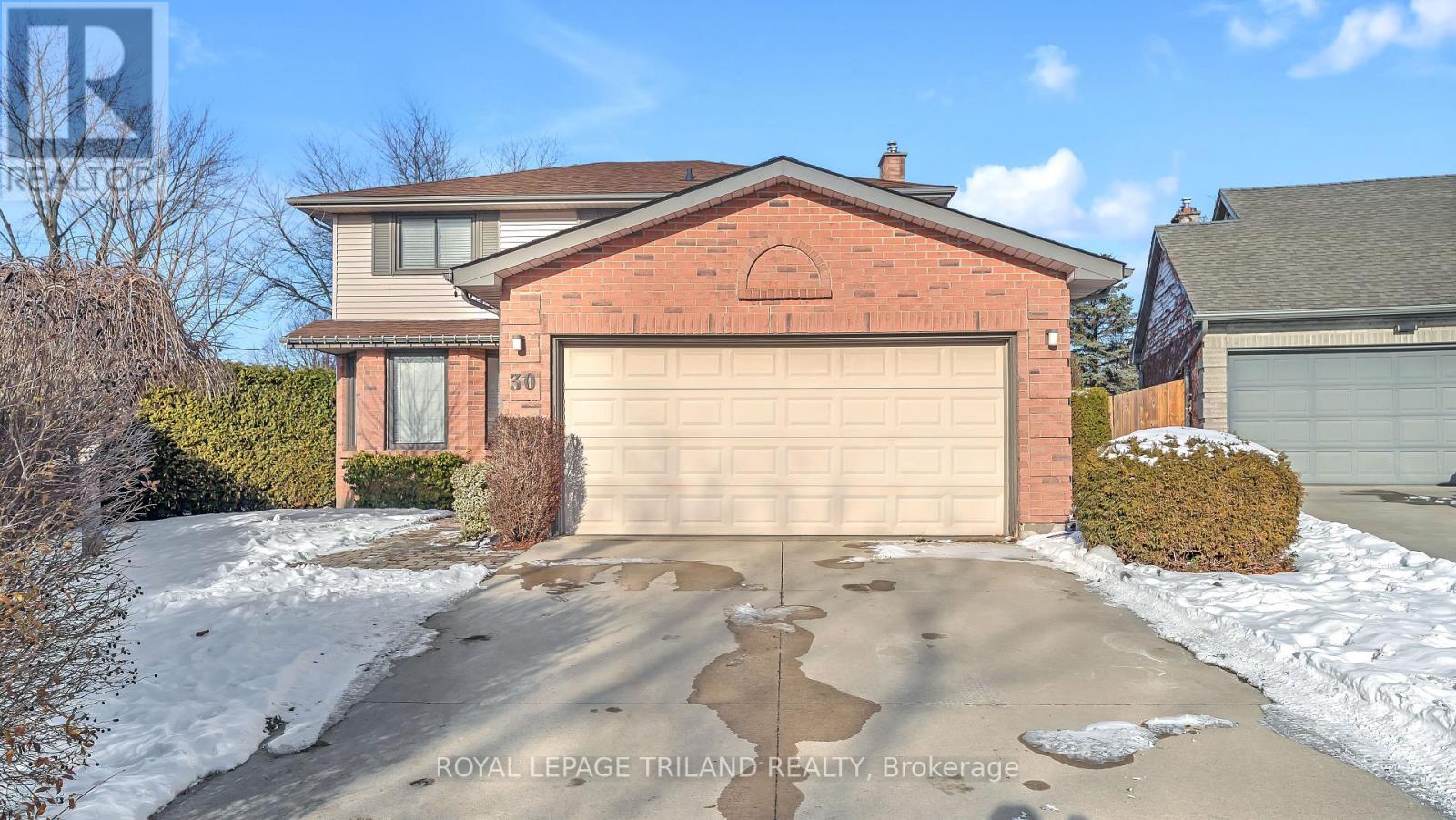 30 Sloane Crescent, London South, Ontario  N6E 3A5 - Photo 3 - X12613426