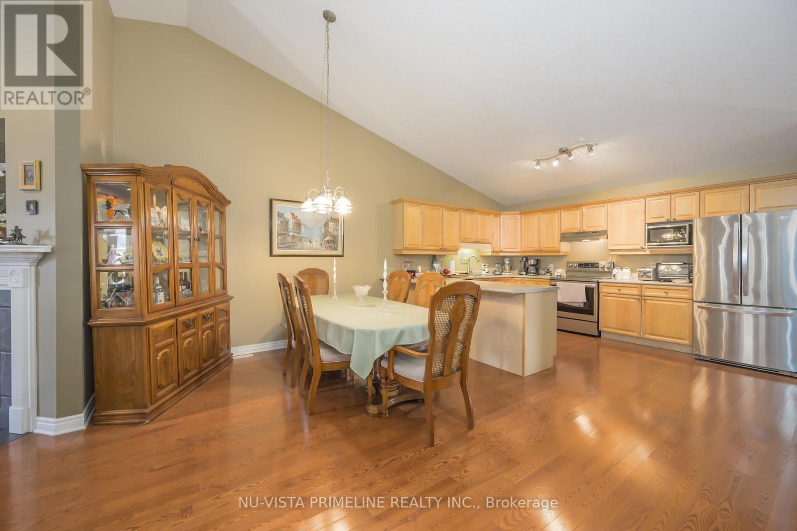 578 Bluebell Road, London North, Ontario  N5X 4L2 - Photo 5 - X12613468