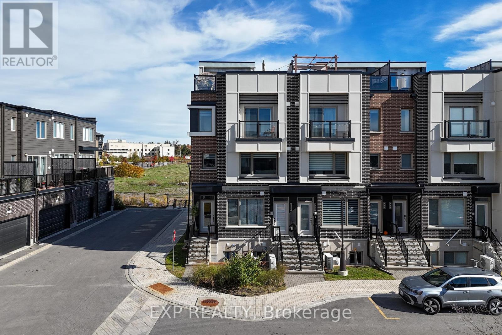 525 Ozawa Private, Ottawa, Ontario K1K 4Z8 - Photo 40 - X12613314