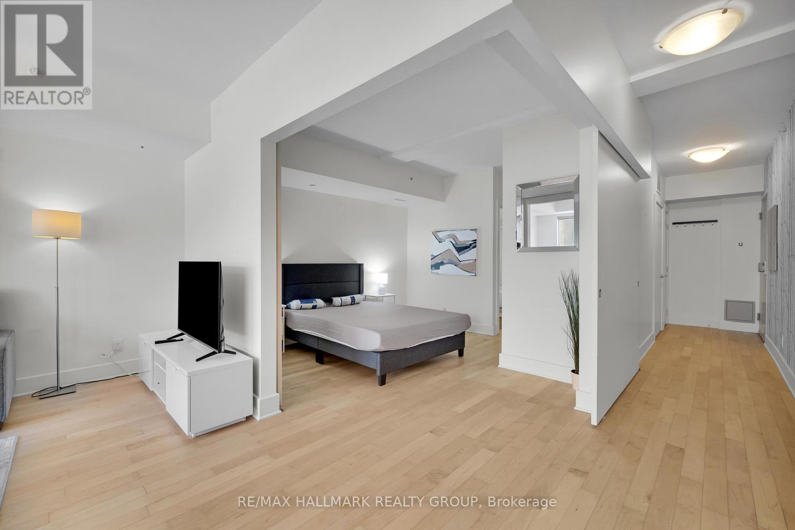 106 - 390 Booth Street, Ottawa, Ontario K1R 7K6 - Photo 24 - X12613332