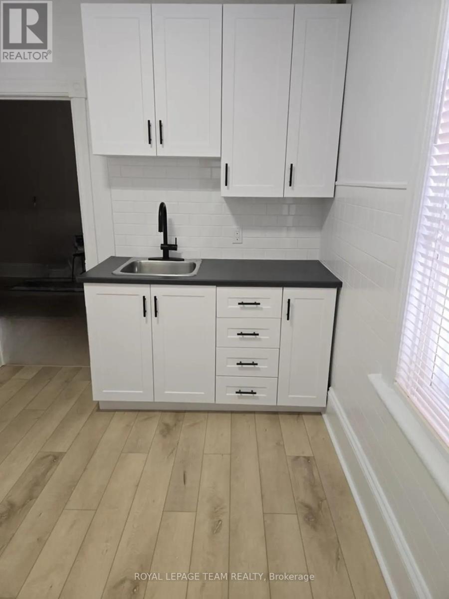158 St Andrew Street, Ottawa, Ontario  K1N 5G4 - Photo 15 - X12613342
