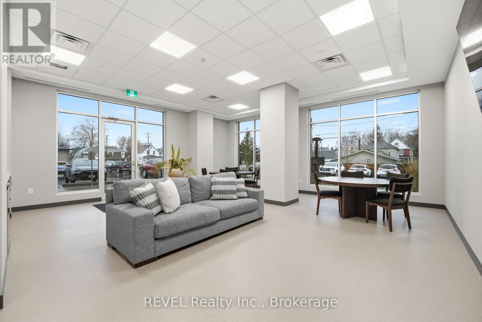 203 - 118 West Street, Port Colborne, Ontario  L3K 0B9 - Photo 21 - X12613356