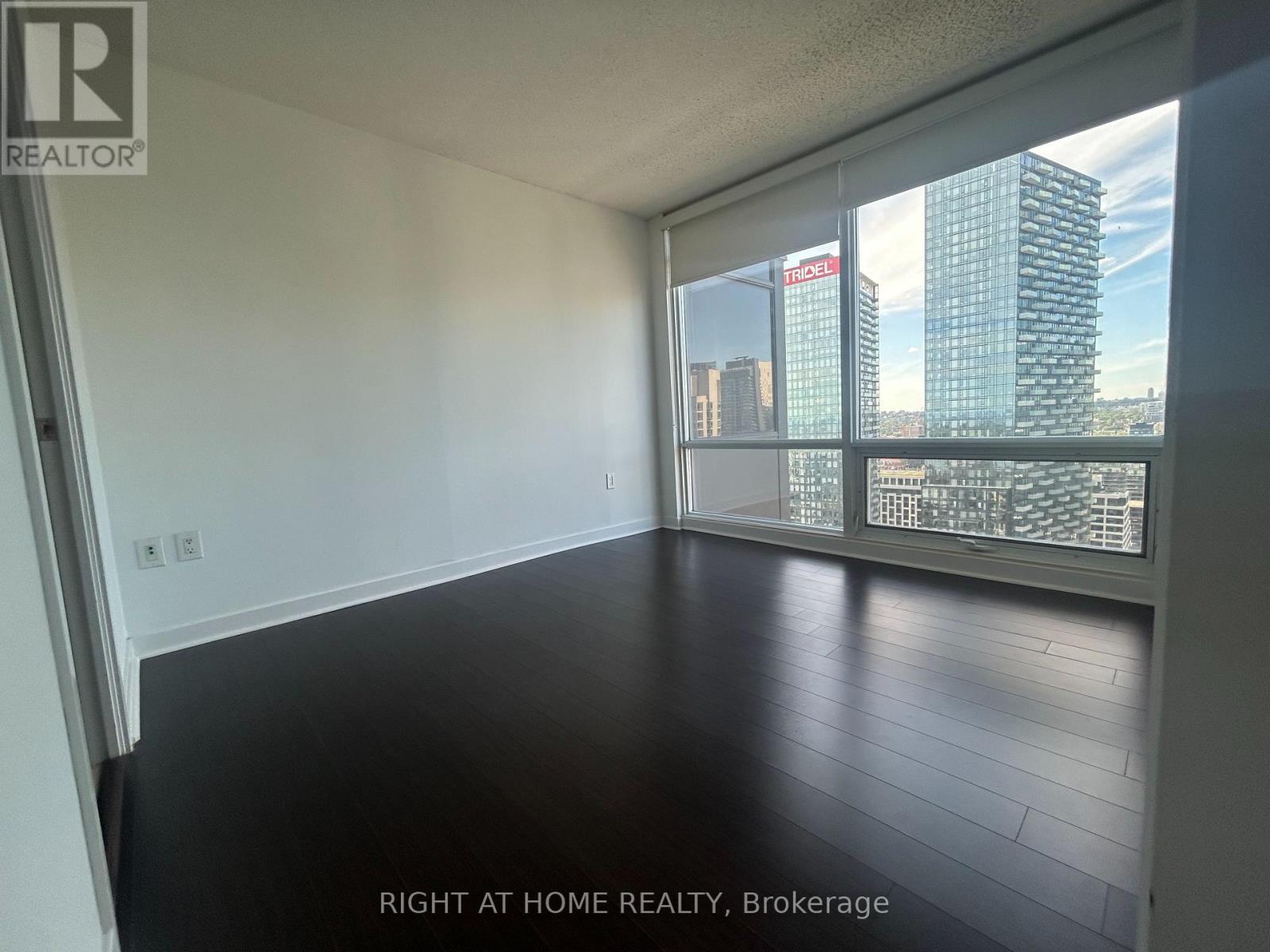 3702 - 25 Telegram Mews, Toronto (Waterfront Communities), Ontario  M5V 3Z1 - Photo 17 - C12613320