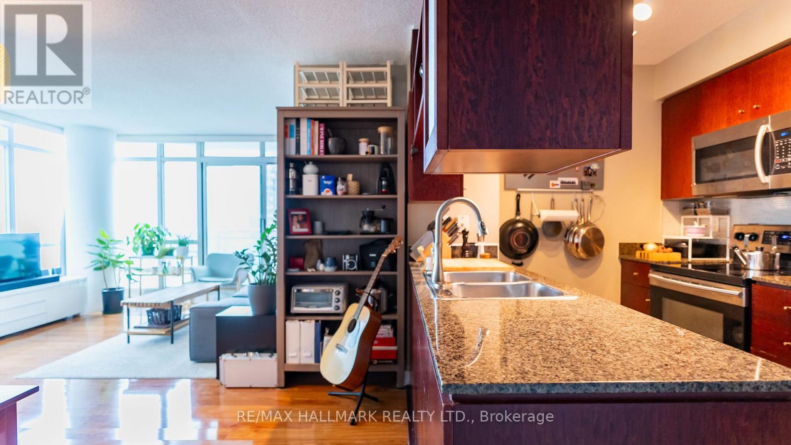 2710 - 397 Front Street W, Toronto, Ontario  M5V 3S1 - Photo 13 - C12613322