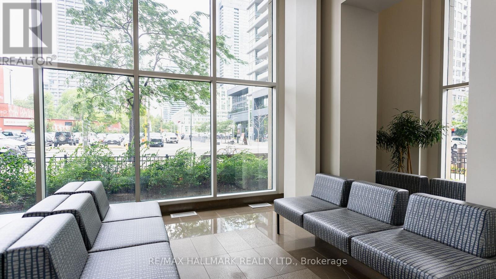 2710 - 397 Front Street W, Toronto, Ontario  M5V 3S1 - Photo 2 - C12613322