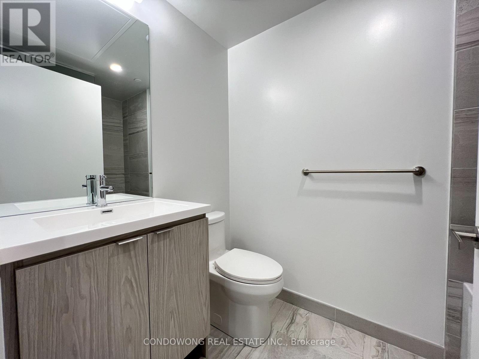 5312 - 55 Cooper Street, Toronto, Ontario  M5E 0G1 - Photo 11 - C12613336