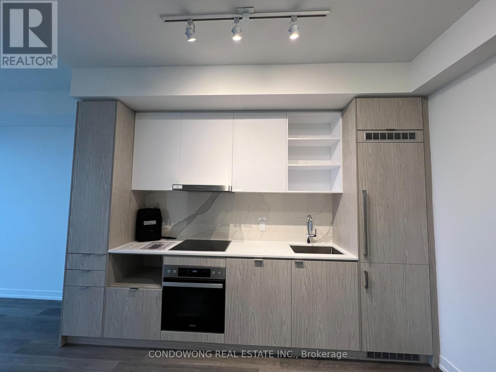 5312 - 55 Cooper Street, Toronto, Ontario  M5E 0G1 - Photo 4 - C12613336