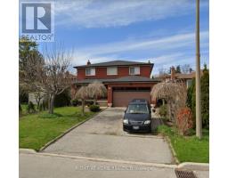 94 MADAWASKA AVENUE, Toronto, Ontario