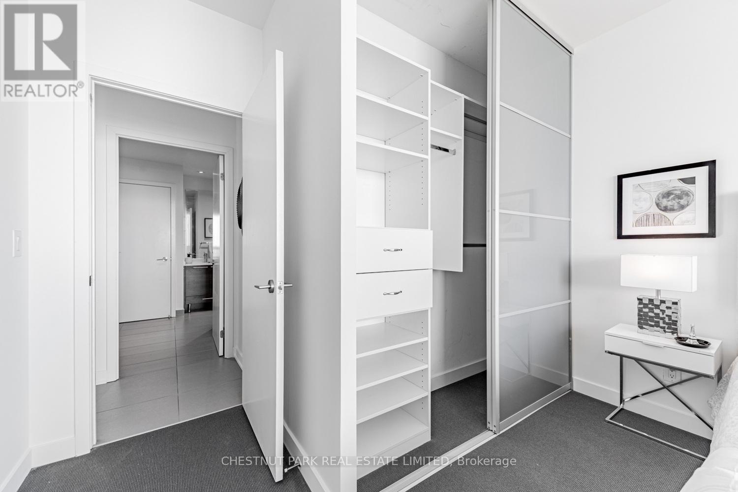 2206 - 1 Market Street, Toronto, Ontario  M5E 0A2 - Photo 14 - C12613408