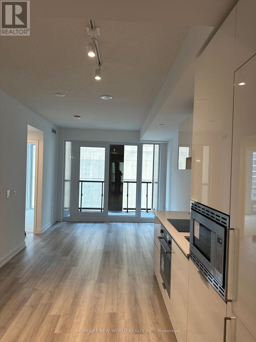 901 - 238 Simcoe Street, Toronto, Ontario  M5T 0E2 - Photo 4 - C12613424