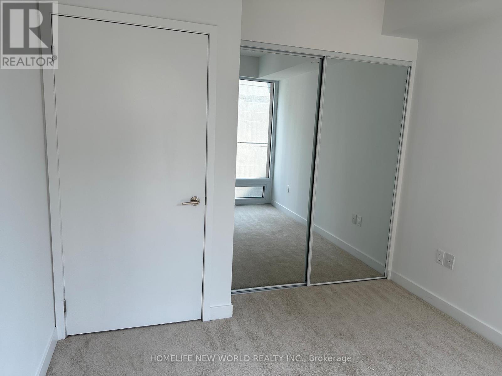 901 - 238 Simcoe Street, Toronto, Ontario  M5T 0E2 - Photo 7 - C12613424