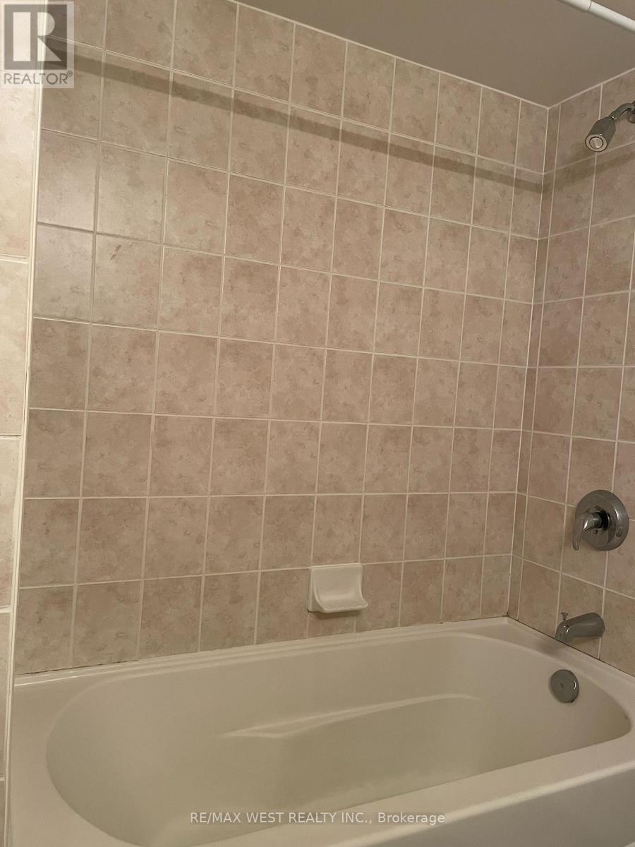 1507 - 219 Fort York Boulevard, Toronto, Ontario  M5V 1B1 - Photo 10 - C12613430