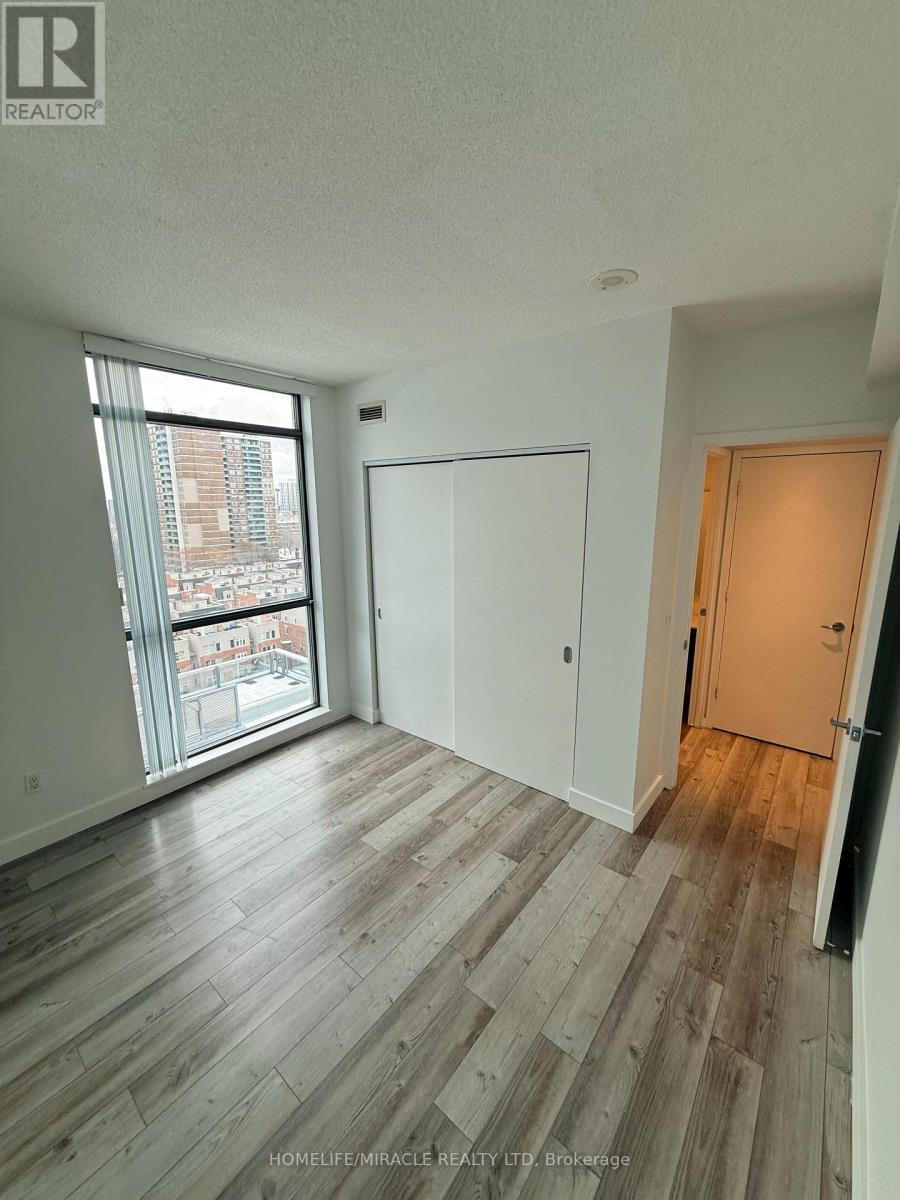 1106 - 285 Mutual Street, Toronto, Ontario  M4Y 1X6 - Photo 11 - C12613470