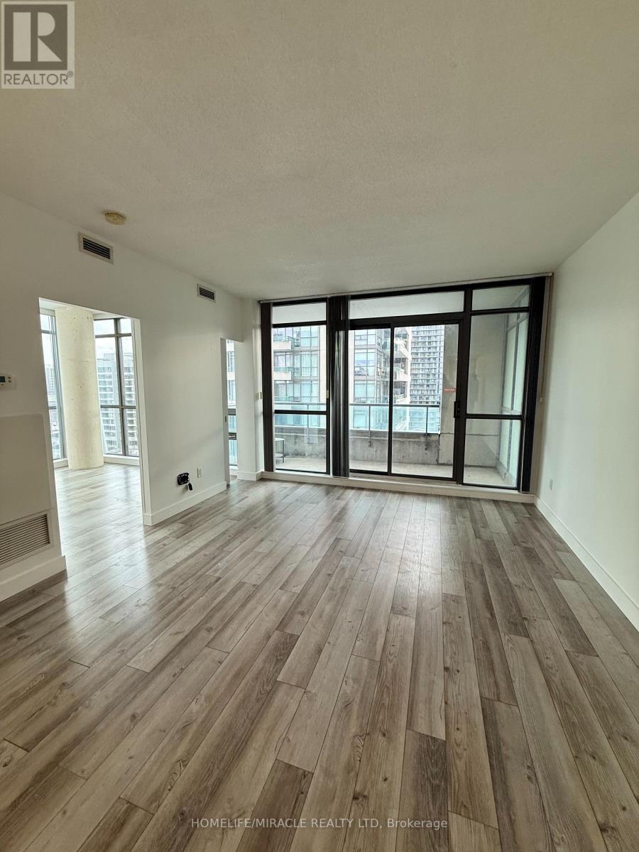 1106 - 285 Mutual Street, Toronto, Ontario  M4Y 1X6 - Photo 8 - C12613470