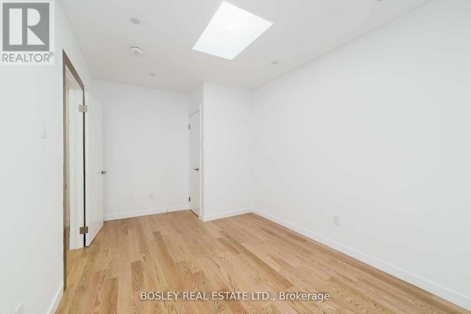 A - 926 Kingston Road, Toronto, Ontario  M4E 1S5 - Photo 16 - E12613384