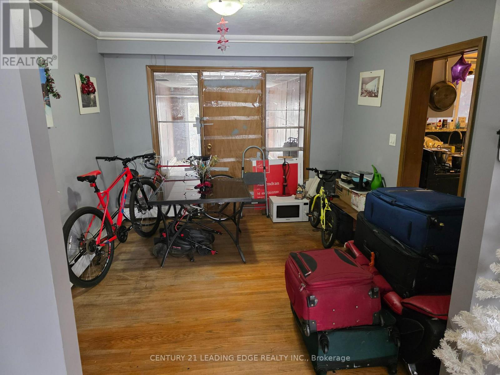 1097 Pharmacy Avenue, Toronto, Ontario  M1R 2H2 - Photo 3 - E12607820