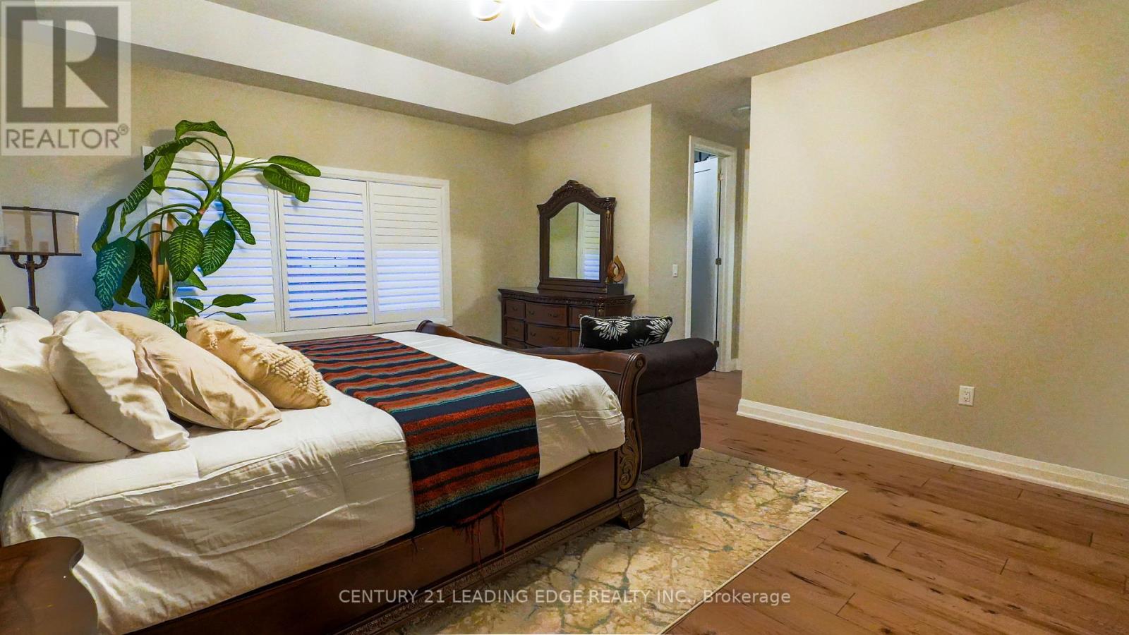 34 Huggins Drive, Whitby, Ontario  L1P 0N4 - Photo 15 - E12607816