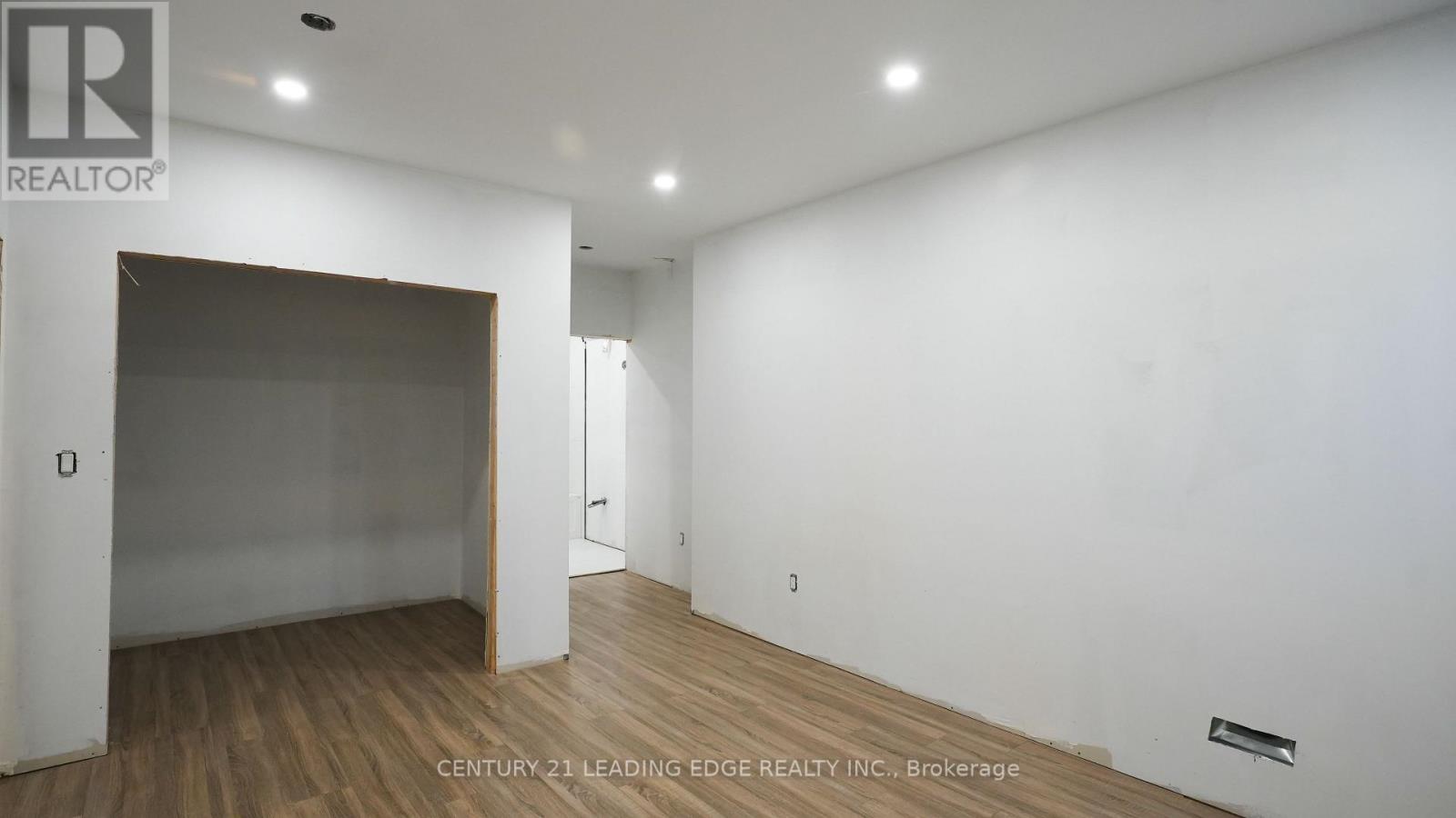 34 Huggins Drive, Whitby, Ontario  L1P 0N4 - Photo 35 - E12607816