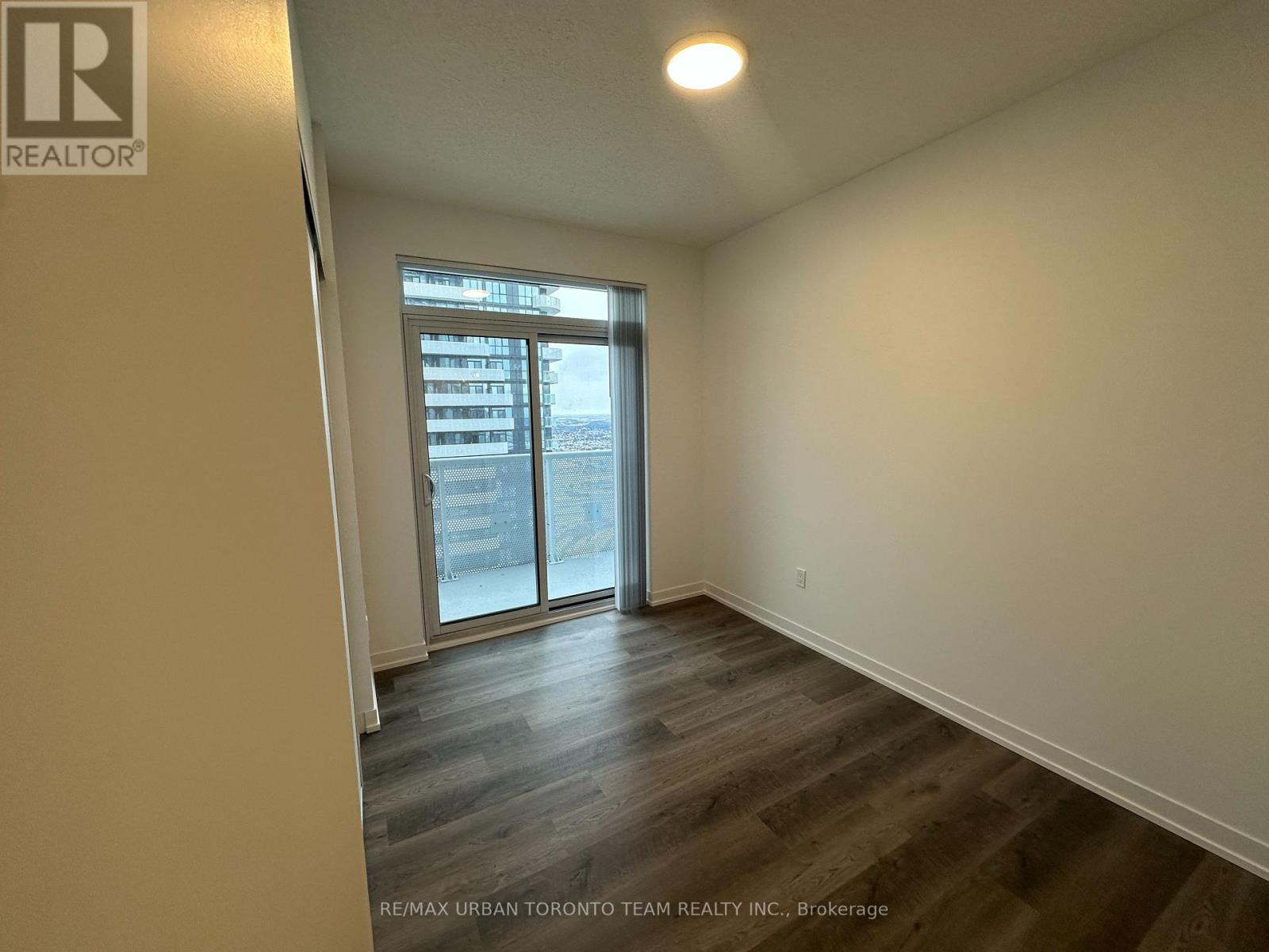 4312 - 8 Interchange Way, Vaughan (Vaughan Corporate Centre), Ontario  L4K 5Z7 - Photo 11 - N12613338