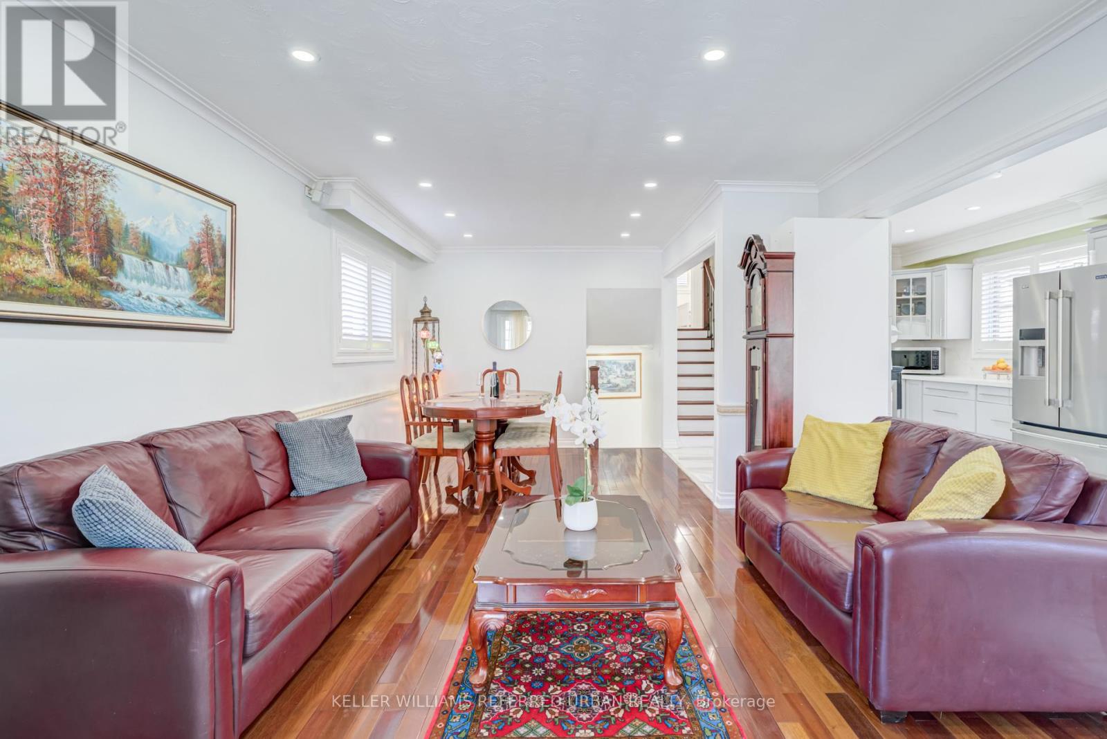 15 Glenda Road, Toronto (Scarborough Village), Ontario  M1M 2H5 - Photo 4 - E12613344