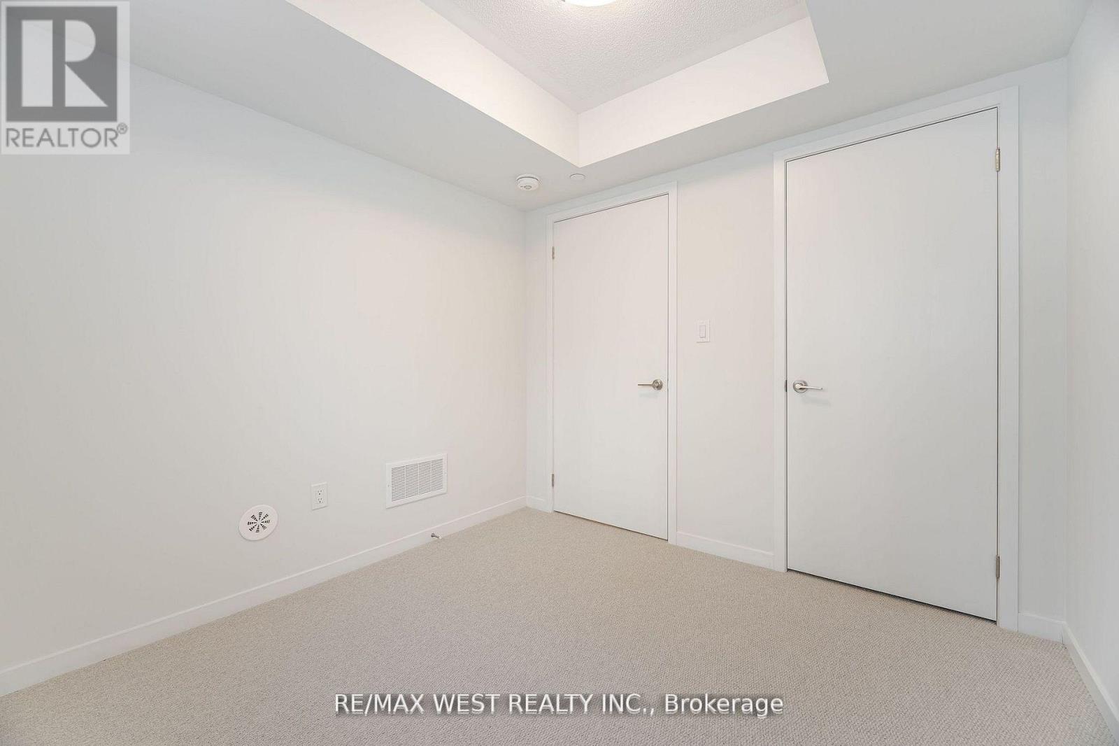 195 - 141 Honeycrisp Crescent, Vaughan (Concord), Ontario  L4K 5Z8 - Photo 25 - N12613438