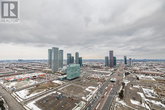 3608 - 8 Interchange Way, Vaughan, Ontario  L4K 5Z7 - Photo 14 - N12613442