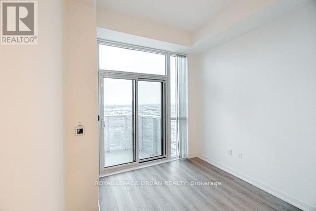 3608 - 8 Interchange Way, Vaughan, Ontario  L4K 5Z7 - Photo 6 - N12613442