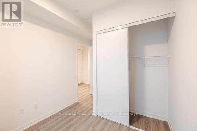 3608 - 8 Interchange Way, Vaughan, Ontario  L4K 5Z7 - Photo 8 - N12613442