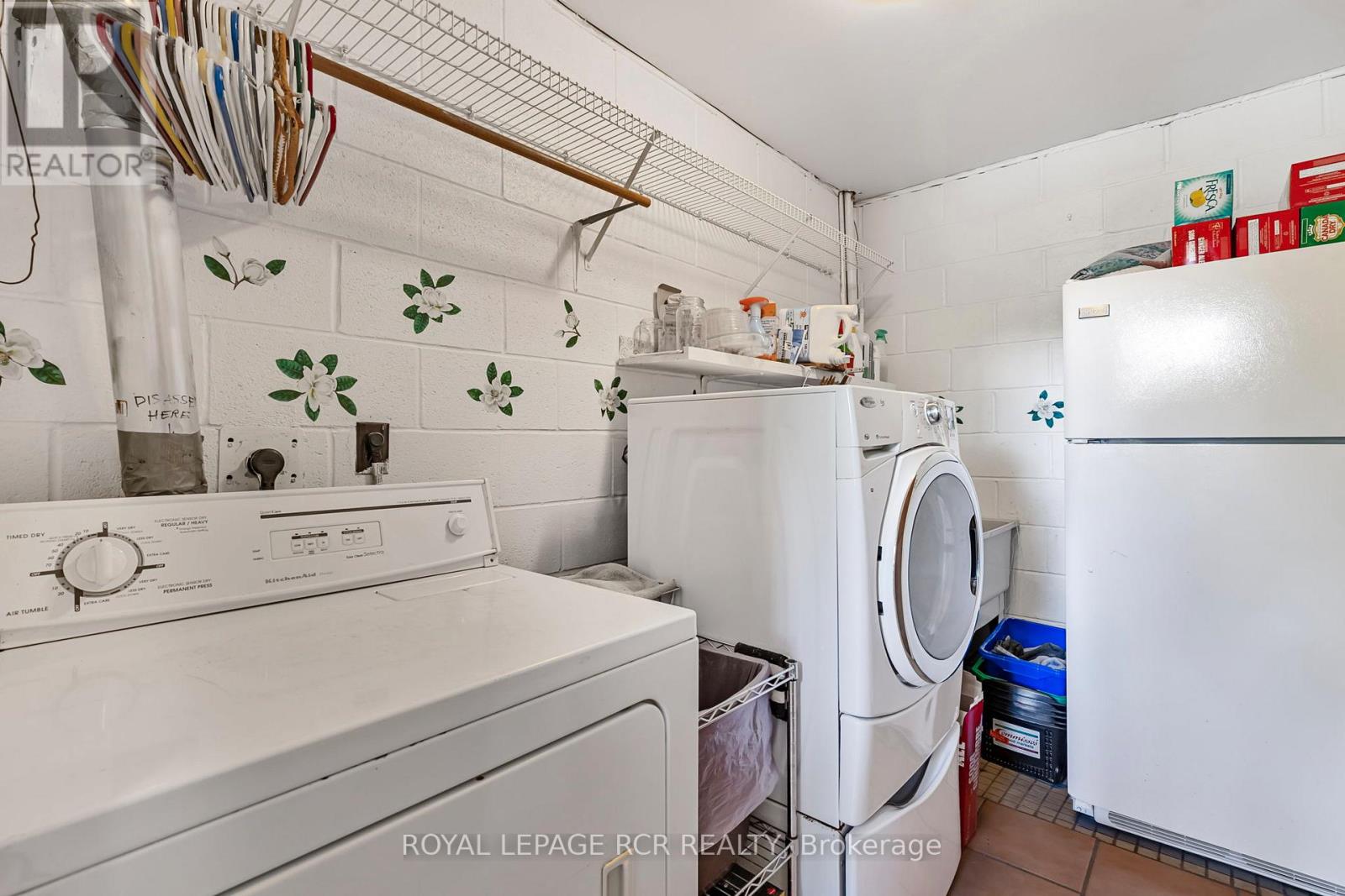 1092 Ballycroy Road, Adjala-Tosorontio, Ontario  L0N 1P0 - Photo 27 - N12530692