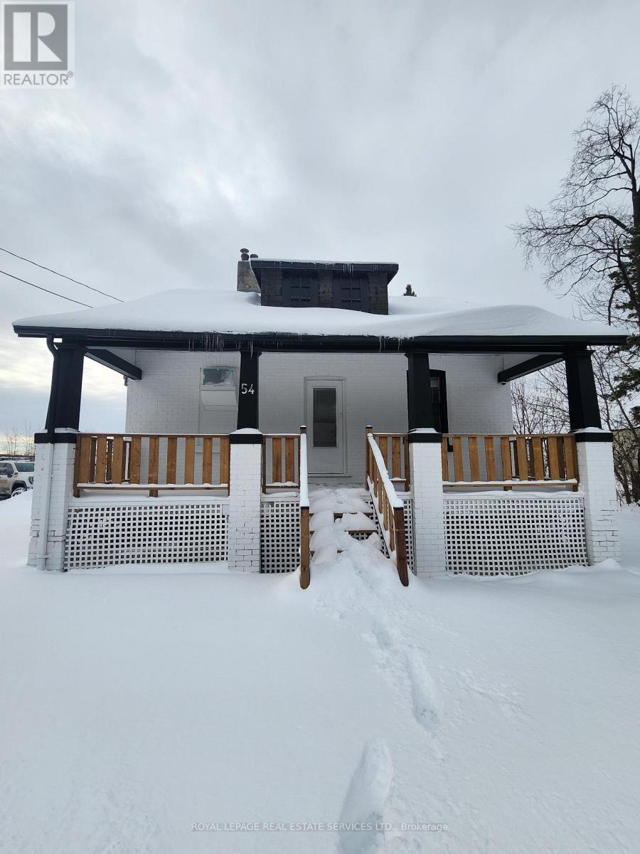 54 Ferndale Drive N, Barrie (0 North), Ontario L4N 9V4 - Photo 1 - S12613450