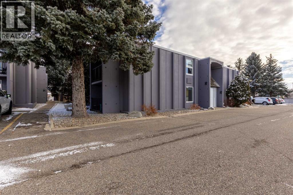 R101, 2004 13 Avenue N, Lethbridge, Alberta  T1H 5B1 - Photo 3 - A2272843